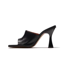 Mules-L'INTERVALLE Cythera Black Leather