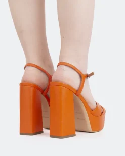 Platform|Strappy-L'INTERVALLE Embassy, Peach Leather/Cuir Pêche