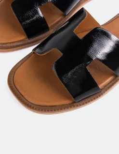 Flats-L'INTERVALLE Valmy Black Patent