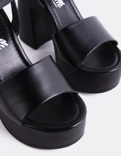 Platform-L'INTERVALLE Veria Black Leather
